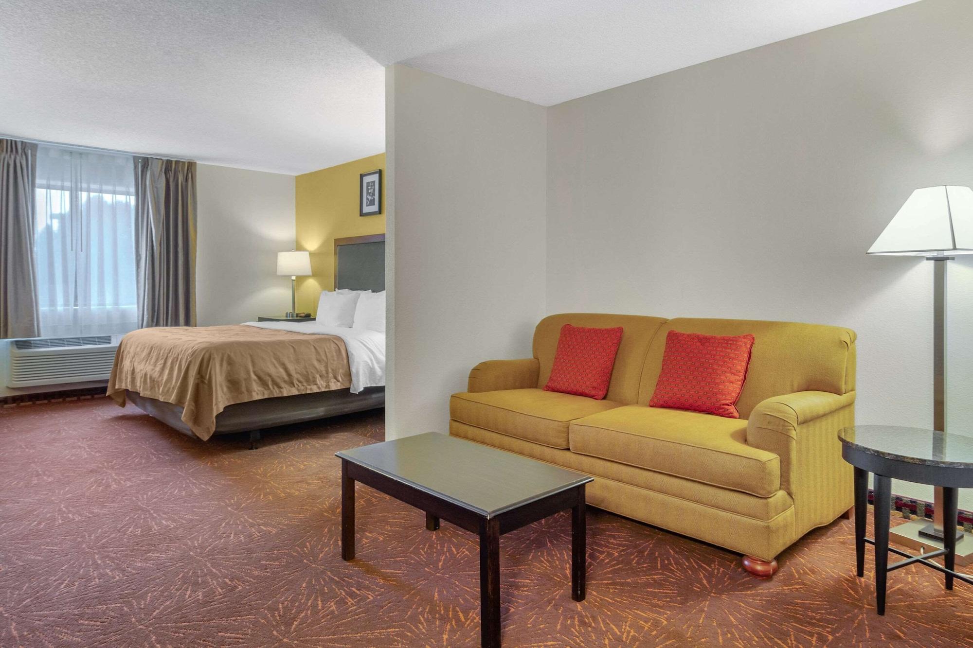 Quality Inn & Suites Lakewood - Denver Southwest Exteriér fotografie