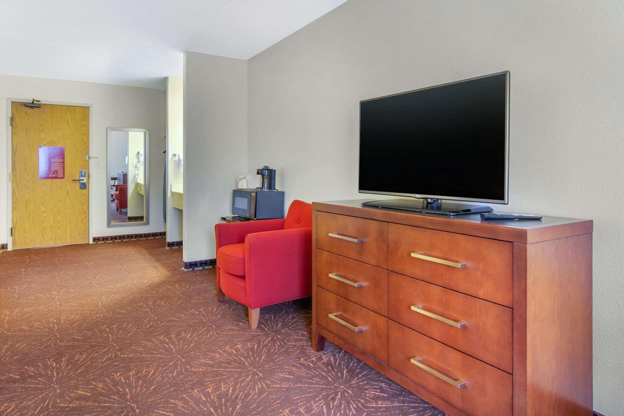 Quality Inn & Suites Lakewood - Denver Southwest Exteriér fotografie