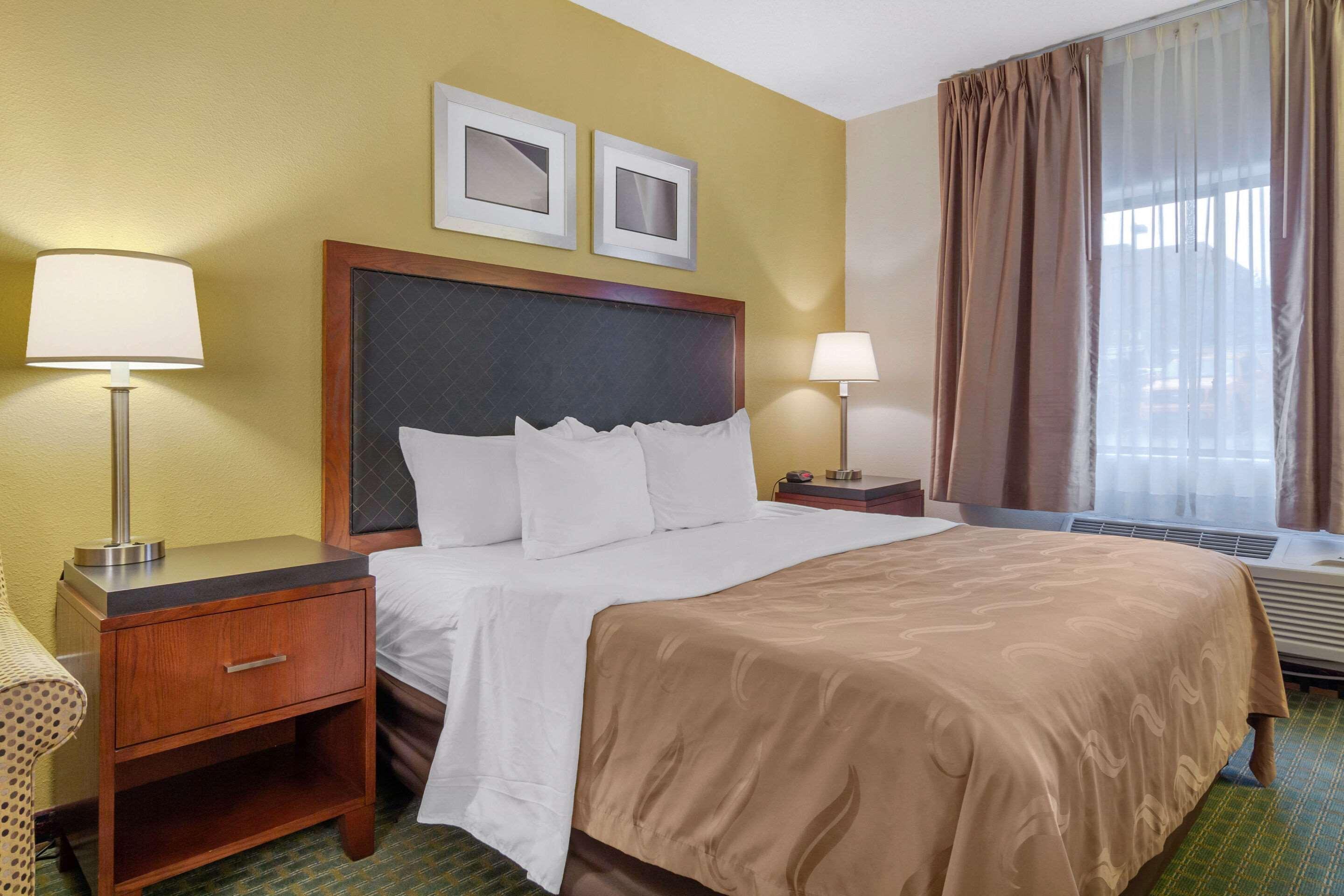 Quality Inn & Suites Lakewood - Denver Southwest Exteriér fotografie