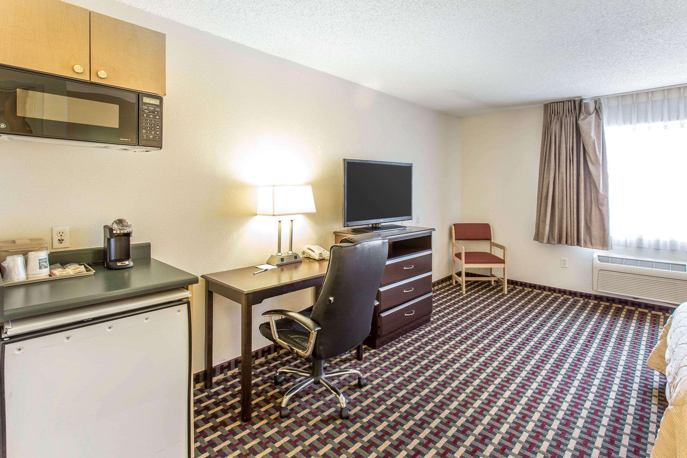 Quality Inn & Suites Lakewood - Denver Southwest Exteriér fotografie