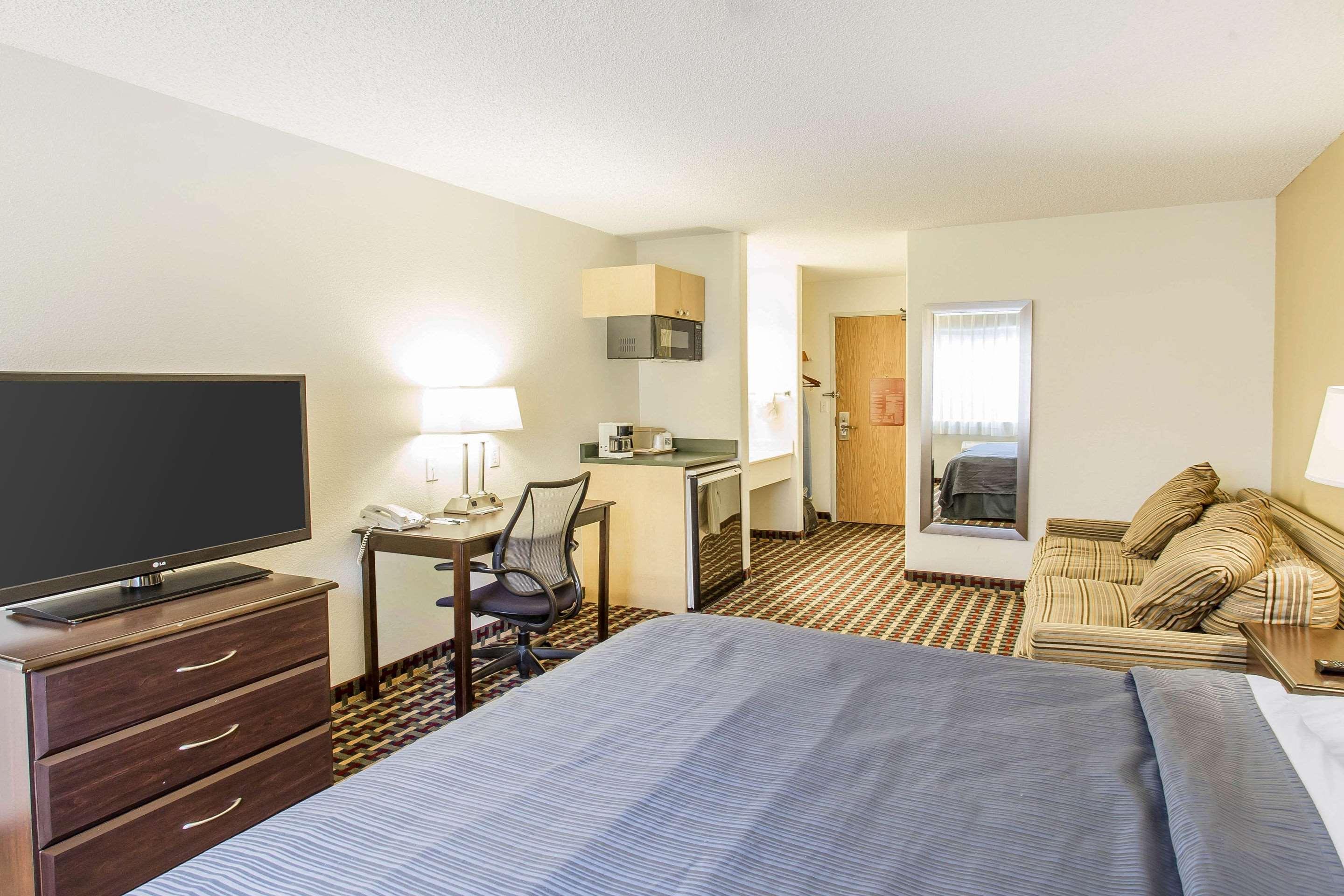 Quality Inn & Suites Lakewood - Denver Southwest Exteriér fotografie